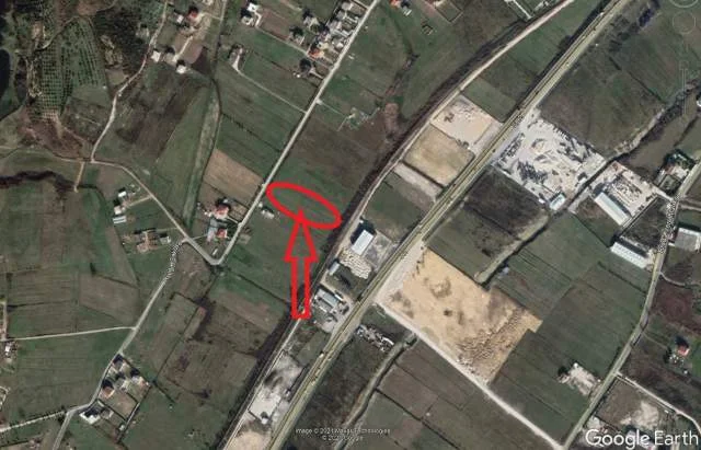 Tirane, Shitet Toke Are 4.000 m², Cmimi Referues 22.000.000 Leke (Marqinet)