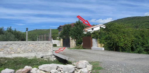 Lezhe, Shitet Tokë Arë, Truall + Ndërtesë, Cmimi Fillestar 13,413,600 Leke (Manati)