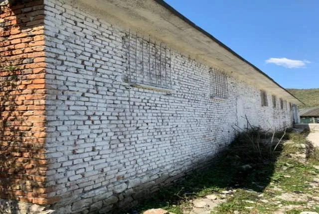 Gjirokaster, Zona e Viroit Shitet Truall 240.47 m² dhe Ndertese 240.47 m², Cmimi Fillestar 2.170.728 Leke