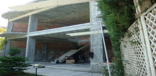 Gjirokaster, Shitet Truall 365 m² dhe Ndertese 97.2 m², Cmimi Fillestar 7,680,000 Leke (Lagjja “Pllake”)