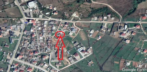 Lac, Shitet Truall 200 m² dhe Ndertese 1-kat 72 m², Cmimi Fillestar 1,656,000 Leke (Shperdhet)