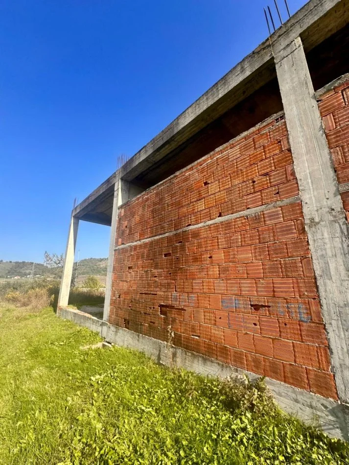 Tirane, shitet ambjent biznesi , 460 m² 170.000 € (rruga Zalata)