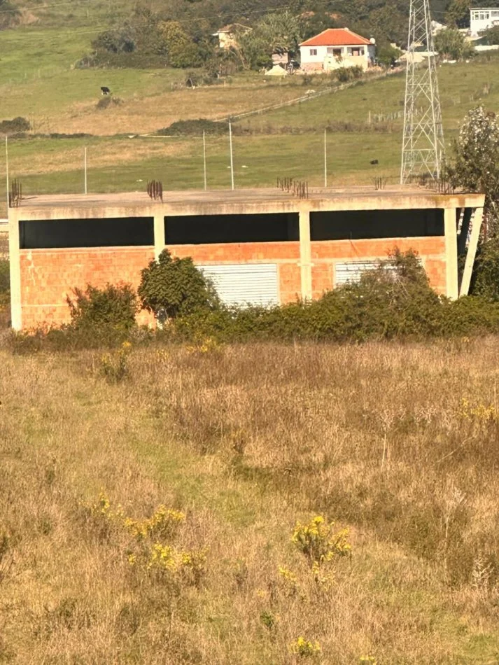 Tirane, shitet ambjent biznesi , 460 m² 170.000 € (rruga Zalata)