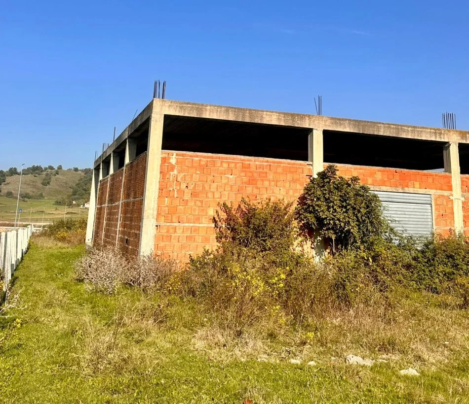 Tirane, shitet ambjent biznesi , 460 m² 170.000 € (rruga Zalata)