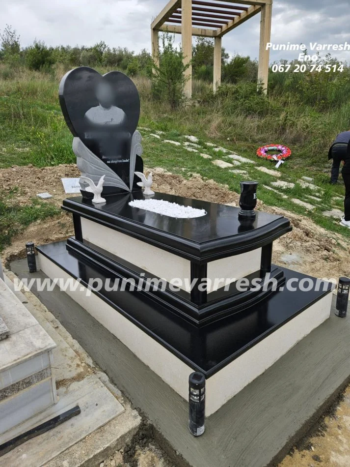 Tirane, shes Punime Varresh Berat - Modele Varresh Me Granit Te Zi Me Pikture 650 €