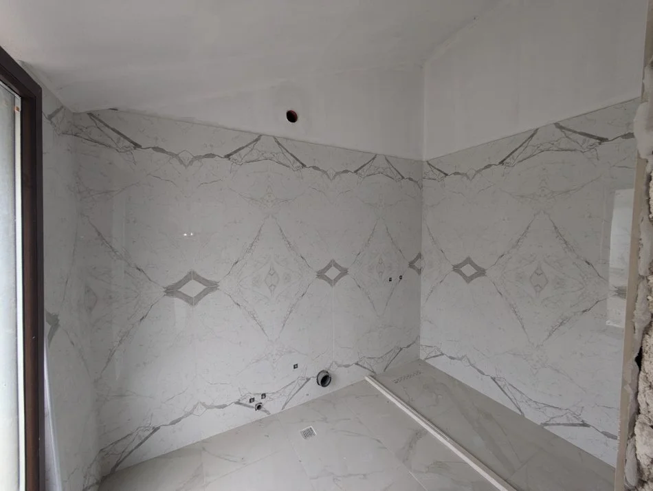 Tirane,  Dy apartamente Dublex + poste parkimi per shitje ( Kopshti Botanik)