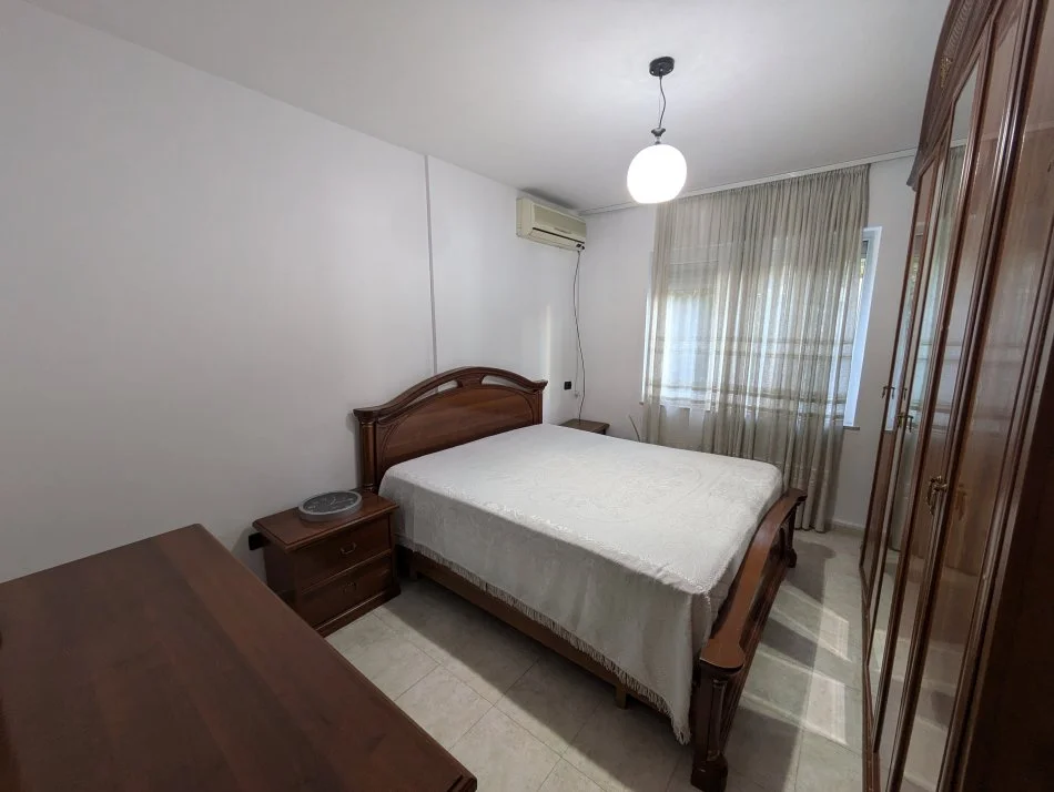 Tirane, Apartament 3+1 per shitje Laprake (Dritan Hoxha)