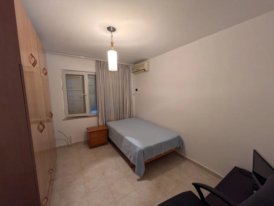 Tirane, Apartament 3+1 per shitje Laprake (Dritan Hoxha)