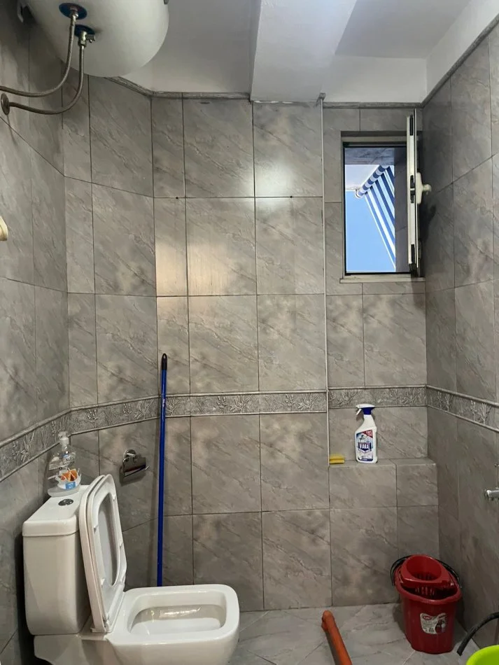 Tirane, jepet me qera apartament 2+1 Kati 3, 110 m² 800 €