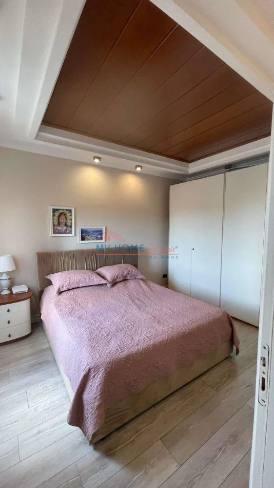 Tirane, jepet me qera apartament 1+1+Ballkon Kati 7, 112 m² 1.500 € (9 Kateshet)