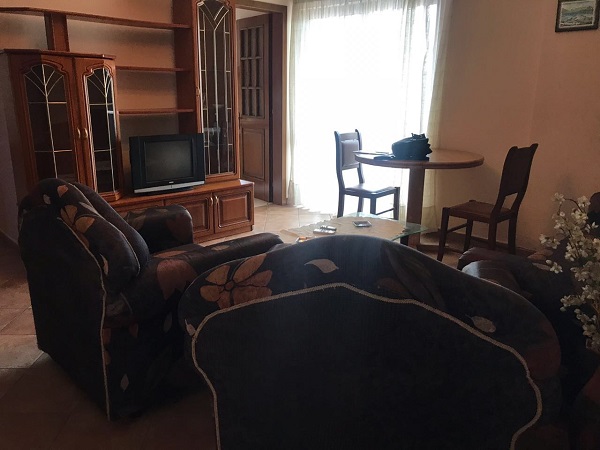 Tirane, jepet me qera apartament 2+1+BLK Kati 2, 85 m² 550 Euro (e Saraceve)