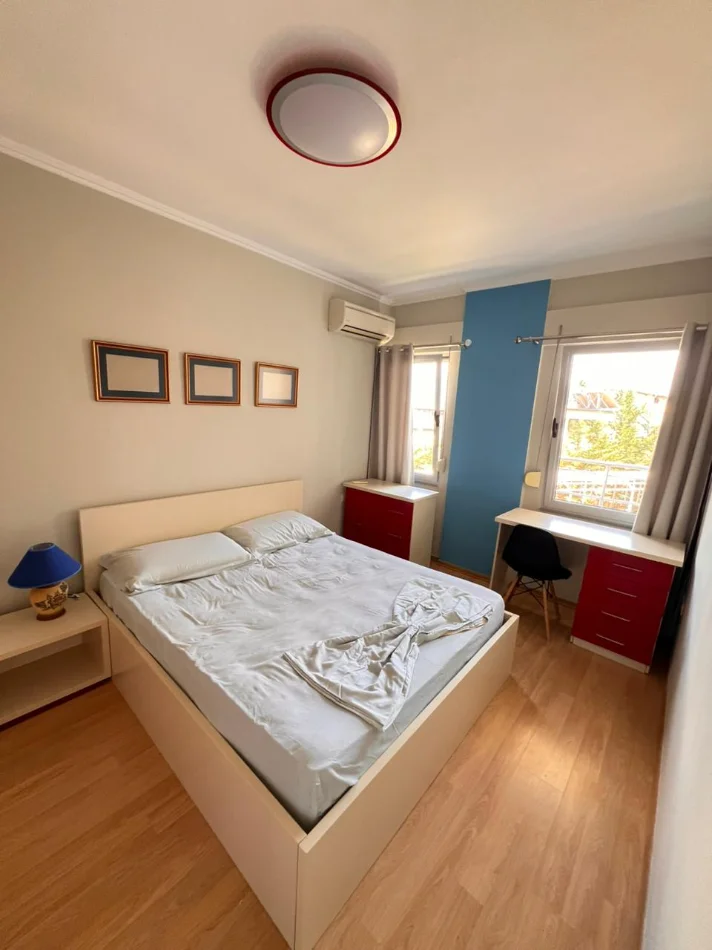 Super Apartament 1+1 + Ballkon + P.Parkimi ||  (📍Liqeni Artificial - Afër Kopshtit Zologjik) K2, Pllt I Ri Me Ashensor, me Oborr | 65.000 Leke/Muaj
