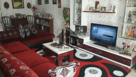 Tirane, jepet me qera apartament 1+1+Ballkon Kati 3, 70 m² 450 € (Rr 5- Maj)