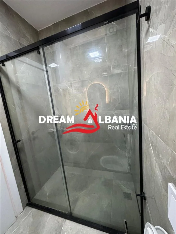 Tirane, jepet me qera apartament 2+1 Kati 6, 98 m² 750 € (Casa Italia)