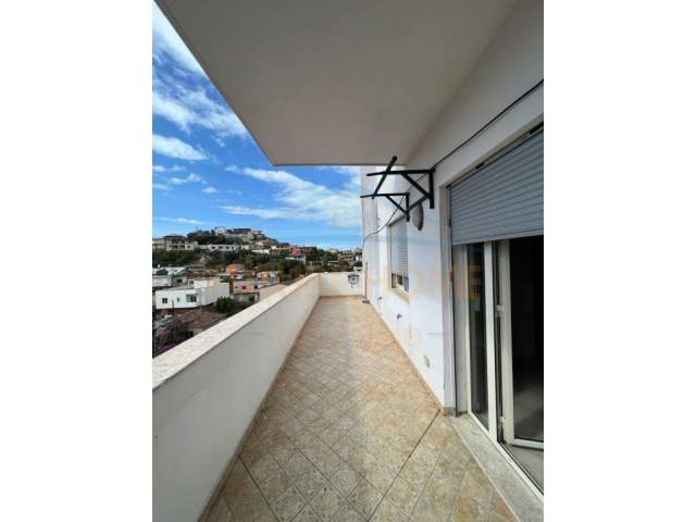 Durres, jepet me qera apartament 2+1 Kati 5, 120 m² 350 Euro (Shkolla"Eftali Koci", Durres)