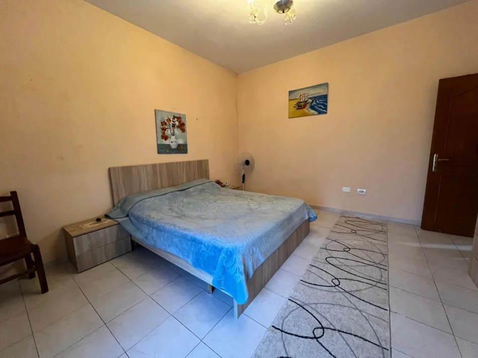 Tirane, jepet me qera apartament 3+1+Aneks+Ballkon Kati 4, 120 m² 550 € (rruga todi shkurti)