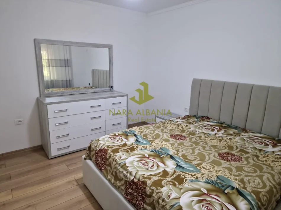 Tirane, shitet 1+1+Ballkon Kati 3, 60 m² 155.000 €