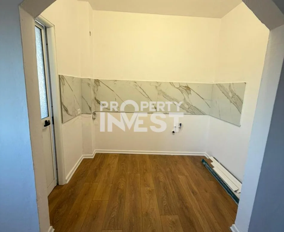 Tirane, shitet apartament 2+1 Kati 4, 58 m² 98.000 € (Spitali QSUT(Nënë Tereza))