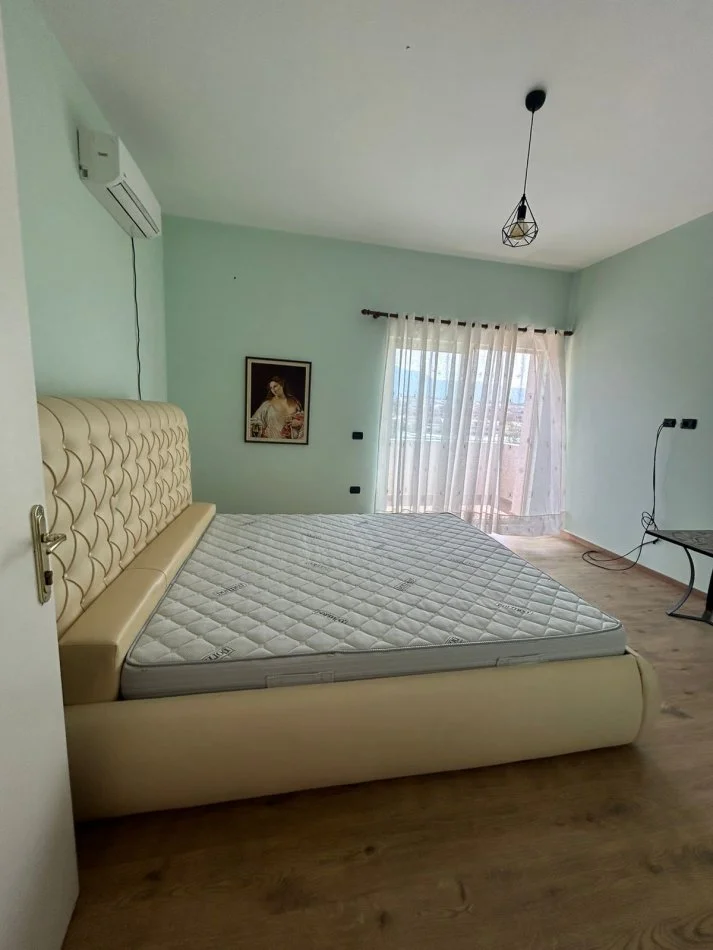 Tirane, jepet me qera Vile 2 Katshe Kati 2, 1.200 € 