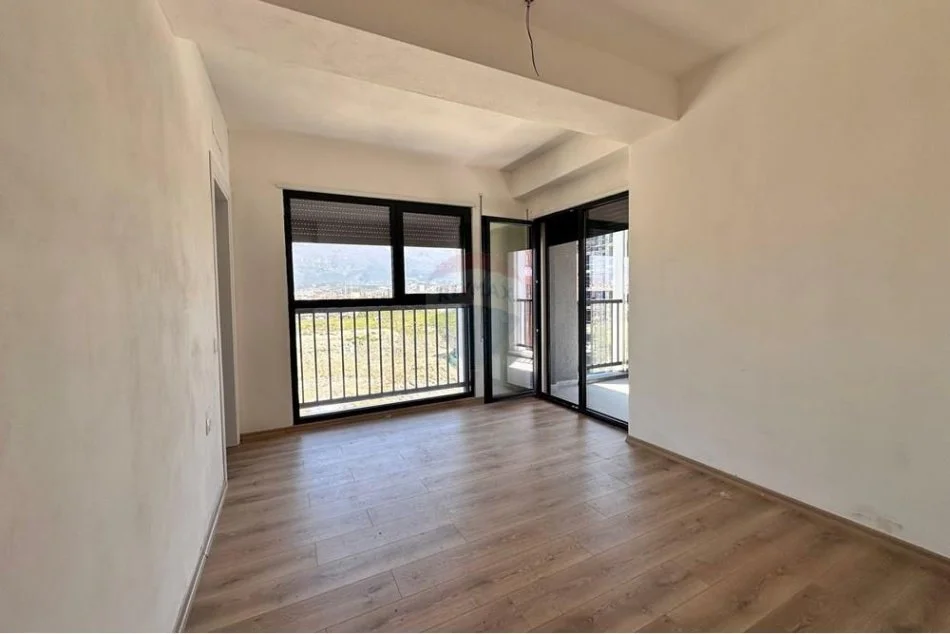jepet me qera , 120 m² 550 € (Apartament 2+1+2 +Parkim per qira)