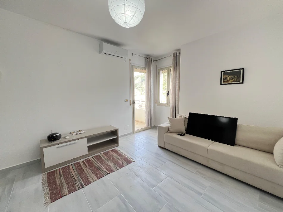 Vlore - Lungomare, shitet vetem 1 dhome 1+1 , 43 m² 103.000 € (Lungomare, Vlorë)