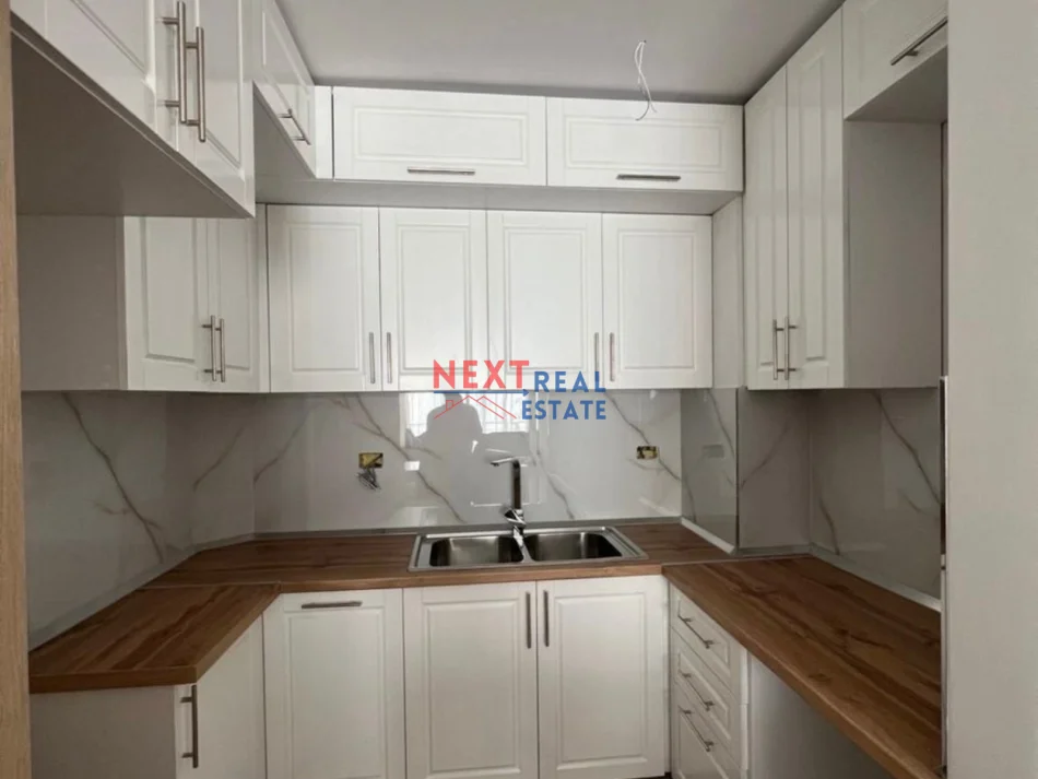 Vlore, shitet apartament 2+1+Aneks+Ballkon Kati 7, 122 m² 290.000 € (LUNGOMARE)