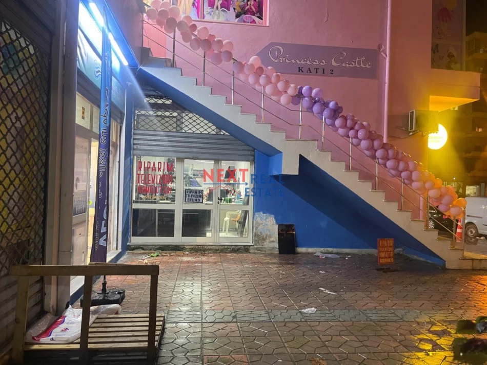 Vlore, shitet dyqan , 65 m² 75.000 € (ALBANO ROMINA)