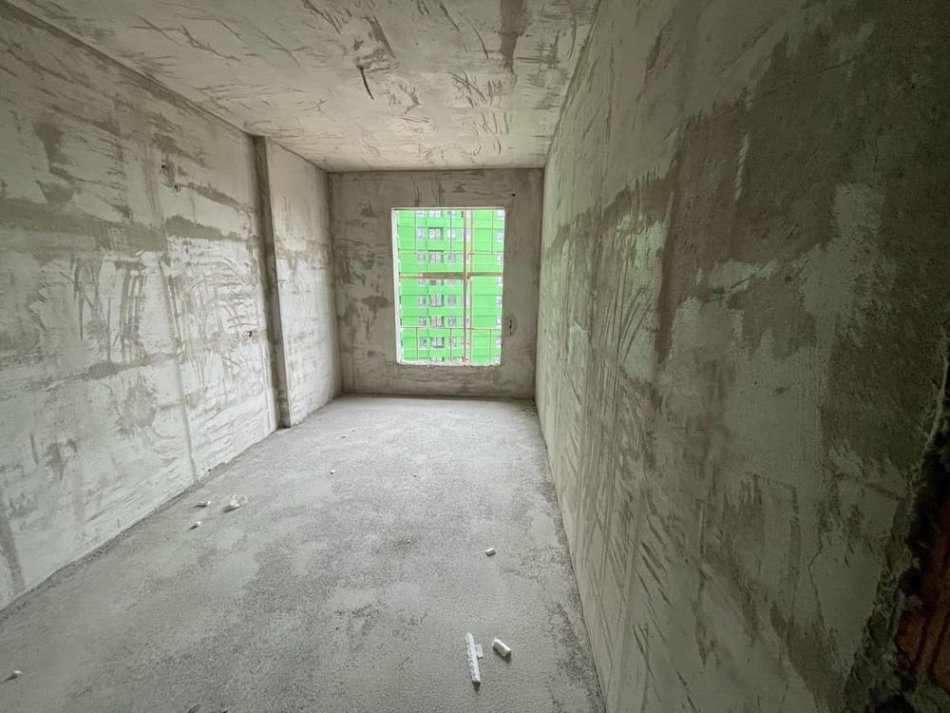 Tirane, shitet apartament 3+1 , 169.260 € (5 Maji)