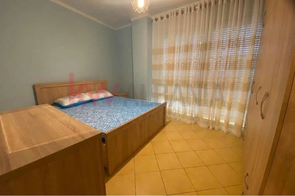 Tirane, shitet apartament 1+1+Ballkon Kati 5, 74 m² 135.000 € (Don Bosko)