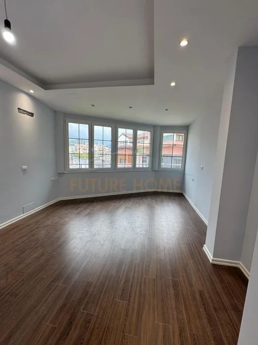 Tirane, shes apartament 1+1 Kati 4, 60 m² 87.000 € 