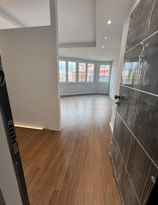 Tirane, shes apartament 1+1 Kati 4, 60 m² 87.000 € 