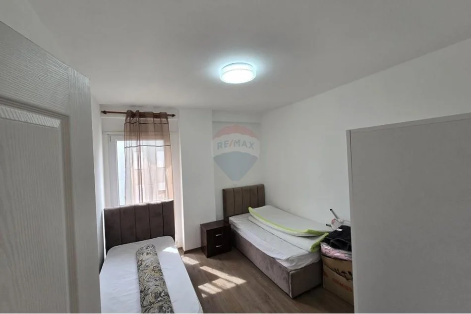 jepet me qera apartament 2+1+Aneks+Ballkon Kati 5, 98 m² 700 € (Don Bosko)