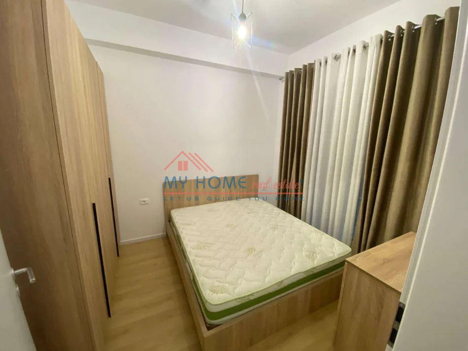 Tirane, jepet me qera apartament 1+1+Ballkon Kati 3, 50 m² 450 € (Rruga Pasho Hysa, Kompleksi Kadiu)