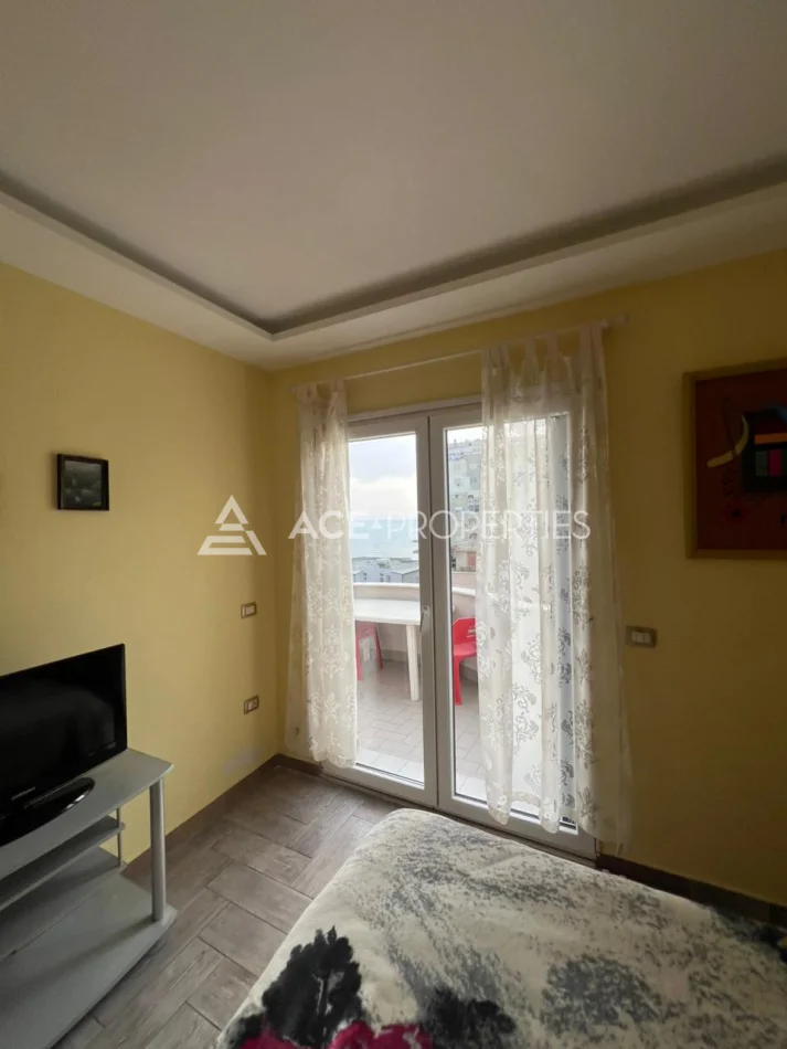 Durres, jepet me qera apartament 2+1+Aneks+Ballkon Kati 7, 229 m² 1.000 € (durres vollga)
