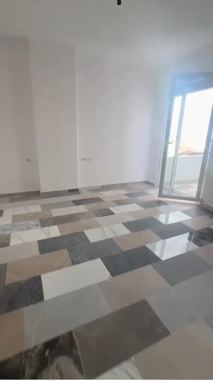 🔥 SUPER CMIM OKAZION 🔥  🏡 Shitet Apartament 2+1+2 tek Terminali ne Tresh,  128 mln leke
