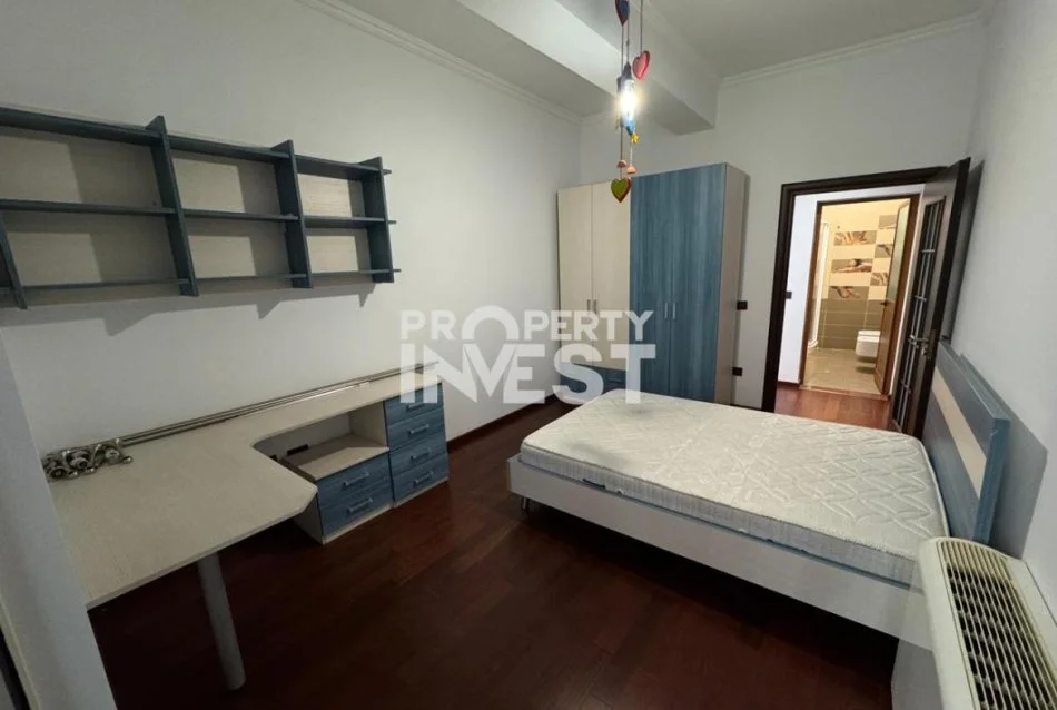 Tirane, shitet apartament 2+1 Kati 4, 124 m² 372.000 € (Rruga e Kosovareve)