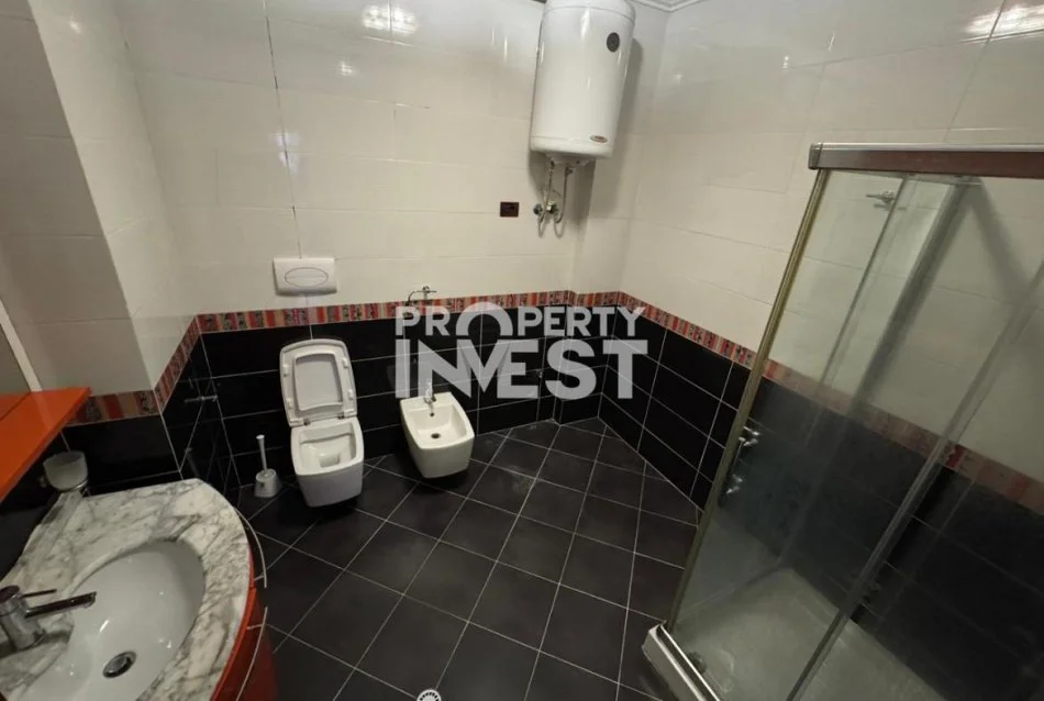 Tirane, shitet apartament 2+1 Kati 4, 124 m² 372.000 € (Rruga e Kosovareve)