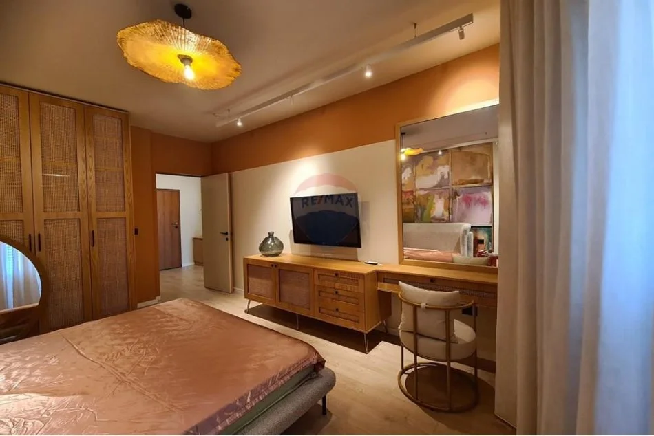 Tirane, jepet me qera apartament 1+1+Aneks+Ballkon Kati 5, 75 m² 1.050 € (Bulevardi Gjergj Fishta)