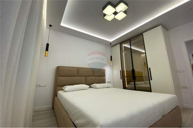 Tirane, jepet me qera apartament 1+1 Kati 2, 67 m² 470 Euro (Pazari i Ri)