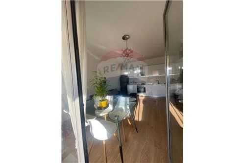 Jepet apartament 1+1+post parkimi tek rruga e Dibres