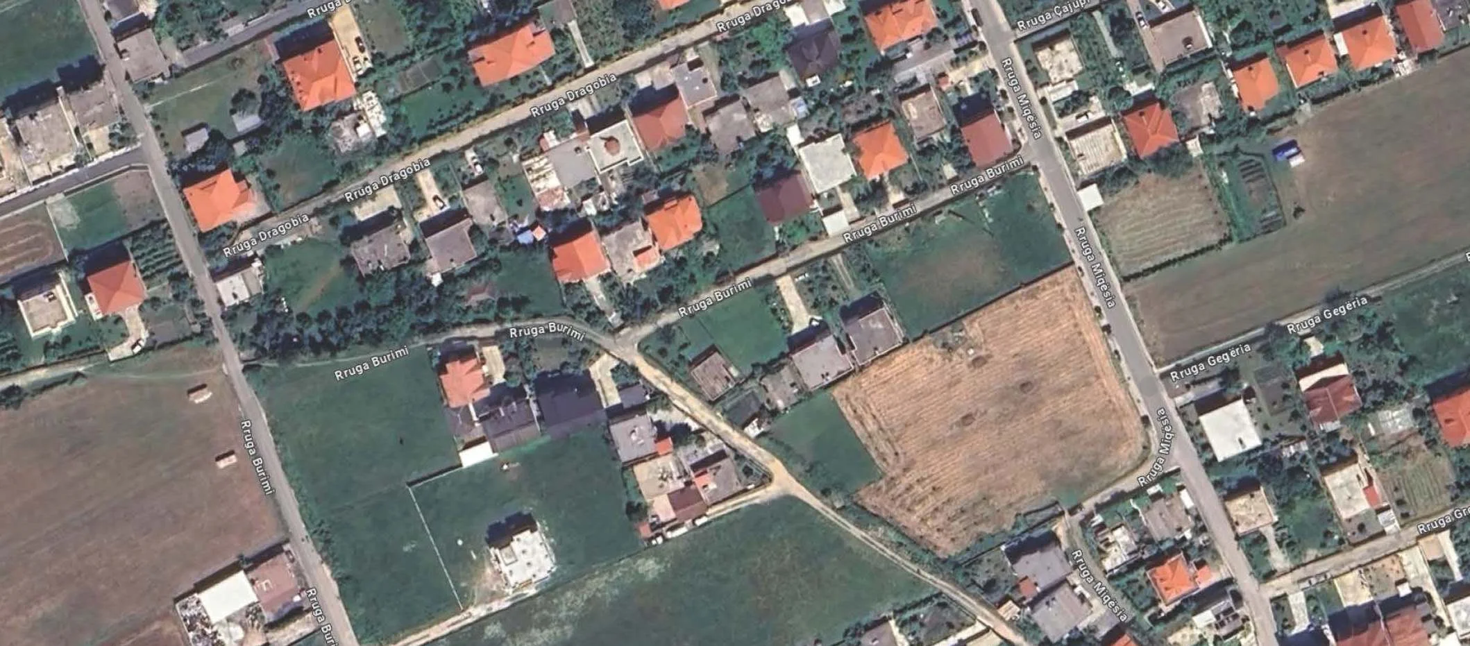 Kamëz, shes toke 2000 m² 200.000 Euro