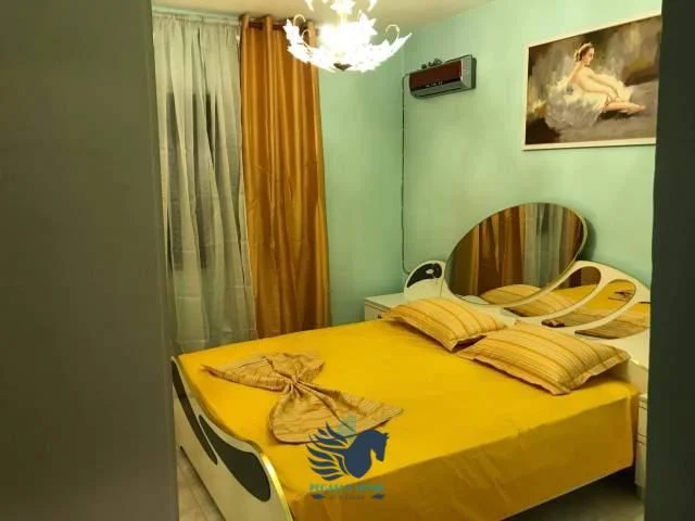 Jepet Me Qera Apartament 1+1 Tek Ish Restorant Durrsi [ID P01104]