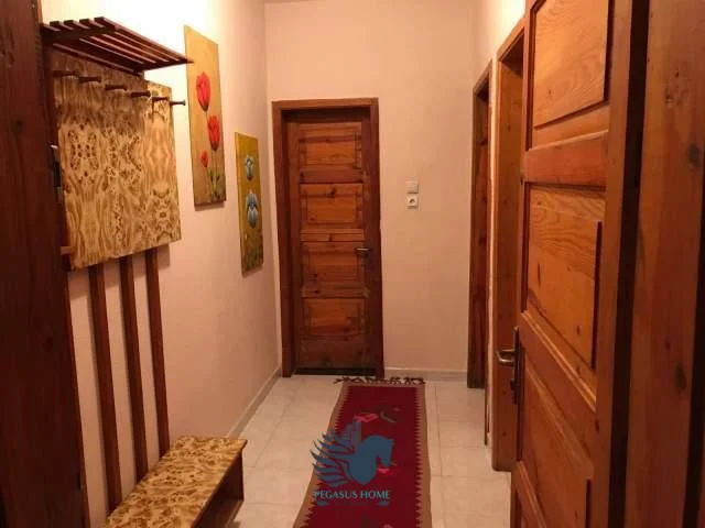 Jepet Me Qera Apartament 1+1 Tek Ish Restorant Durrsi [ID P01104]