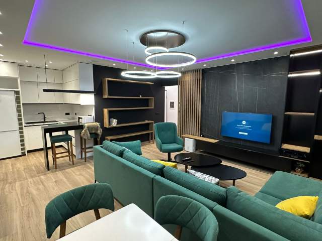 Tirane, jepet me qera apartament 1+1+BLK Kati 2, 82 m² 1.000 Euro (REzidenca Halisof, TEG)