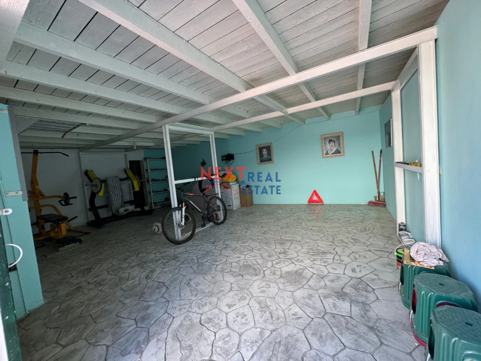 Vlore, shitet shtepi 1 Katshe , 300 m² 285.000 € (CENTRALE)