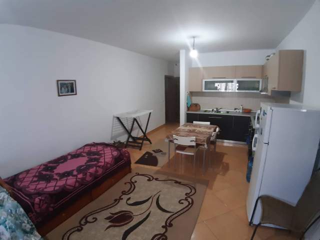 Plazh-Durres, shitet apartament 1+1+BLK Kati 2, 72 m²  (Rruga Pavaresia, Shkolla Bajram Curri)