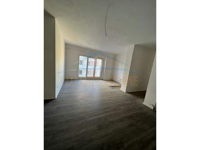 Tirane, shes apartament 2+1+BLK Kati 4, 105 m² 156.000 Euro (Selvia)
