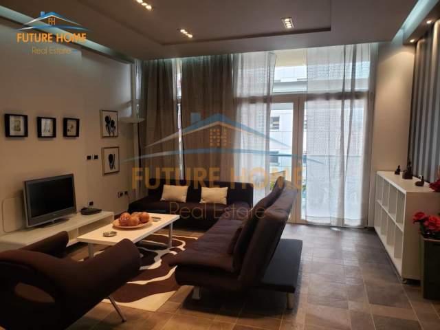 Tirane, jap me qera apartament 3+1+BLK Kati 7, 139 m² 1.100 Euro (Libri Universitar)