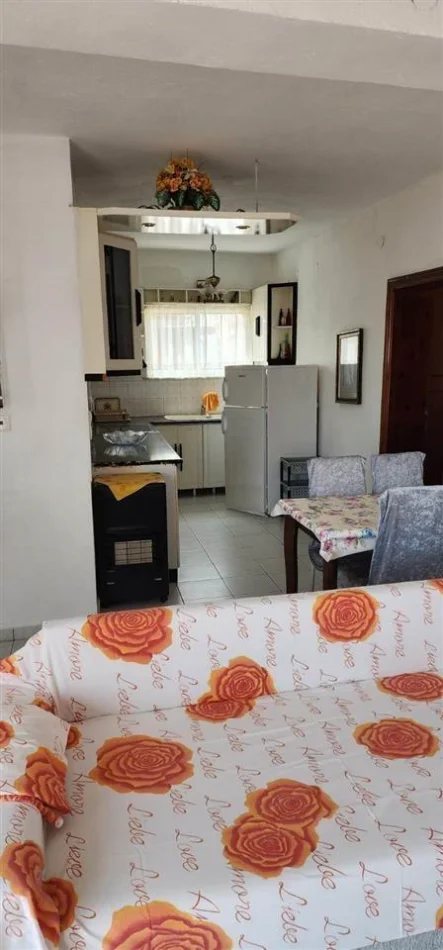 Sarande, jepet me qera apartament 1+1+Aneks+Ballkon Kati 4, 1 m² 40 € 