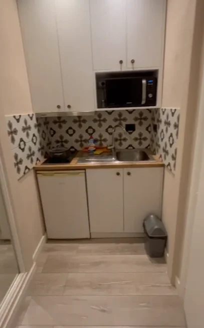 Tirane, jepet me qera apartament 2+1 Kati 7, 1.500 € (9 KATESHET)